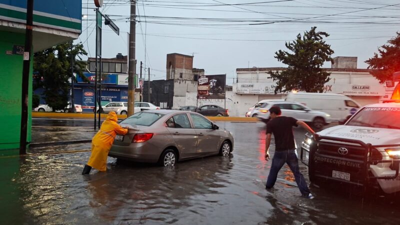 Protección Civil atiende afectaciones por lluvias en zona metropolitana