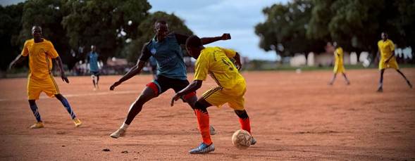 De tiroteos a partidos de fútbol: la vida en primera línea de mantenimiento de la paz de la ONU