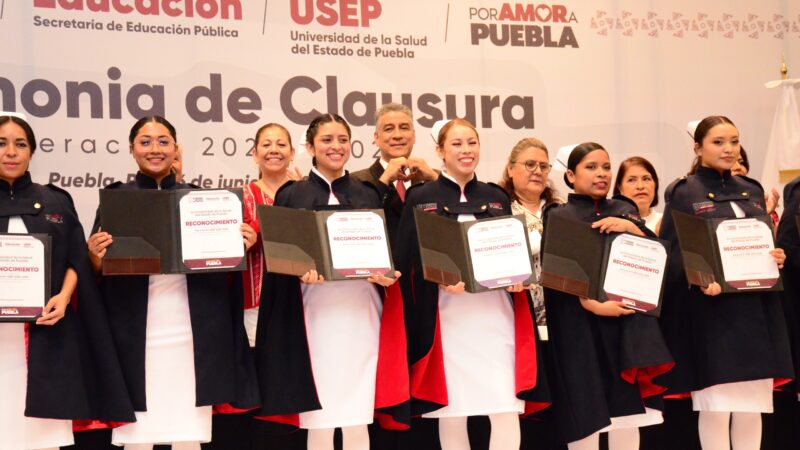 USEP consolida Humanismo Mexicano en salud, con tercera generación de profesionales