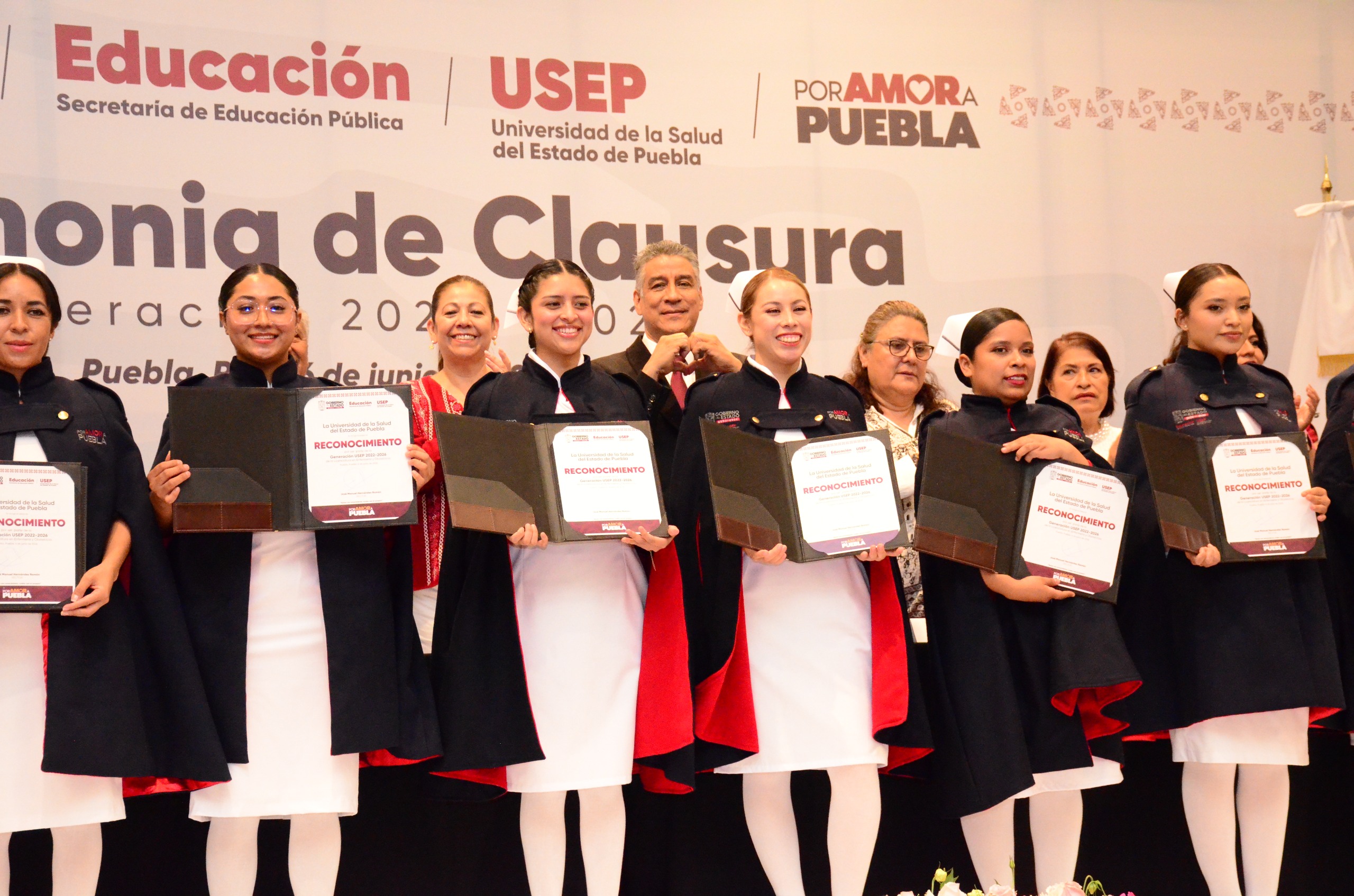 USEP consolida Humanismo Mexicano en salud, con tercera generación de profesionales