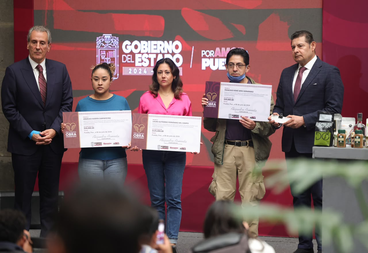Gobierno de Puebla apoya a 36 damnificados por lluvias