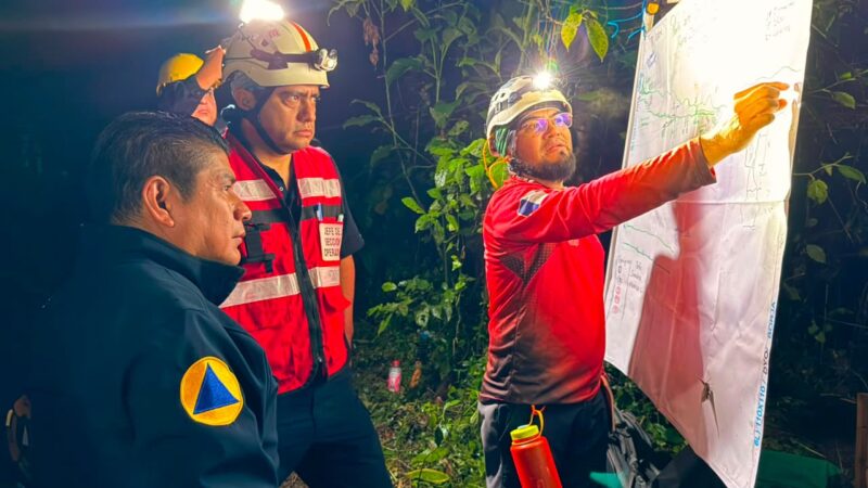 Puebla mantiene por tercer día consecutivo la búsqueda en Gruta de Chichicazapa