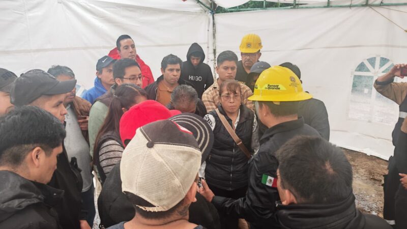 Tras cuatro días de labores, gobierno estatal localiza tres cuerpos extraviados en Chichicazapan