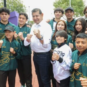 Deporte reconstruye tejido social y aleja a jóvenes de conductas de riesgo: Armenta Mier