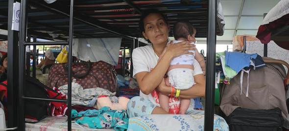 Un mes después del terremoto, las mujeres siguen enfrentando graves riesgos en Venezuela