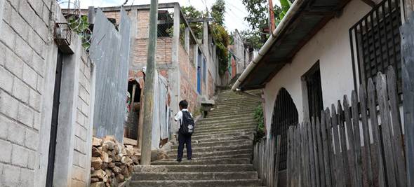 Relator de la ONU exige justicia por la masacre de 20 personas campesinas en Honduras