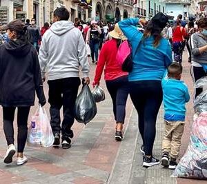 La mayoría de los jóvenes sí quiere tener hijos, pero el dinero y la vivienda lo dificultan