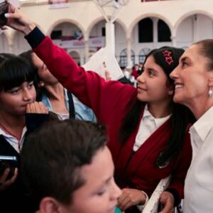 Presidenta Claudia Sheinbaum anuncia Beca Gertrudis Bocanegra para estudiantes de universidades públicas en Zacatecas