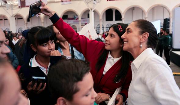 Presidenta Claudia Sheinbaum anuncia Beca Gertrudis Bocanegra para estudiantes de universidades públicas en Zacatecas