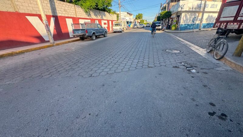 Inicia Gobierno de Puebla pavimentación de la Avenida Ramón Caballero en Tehuacán