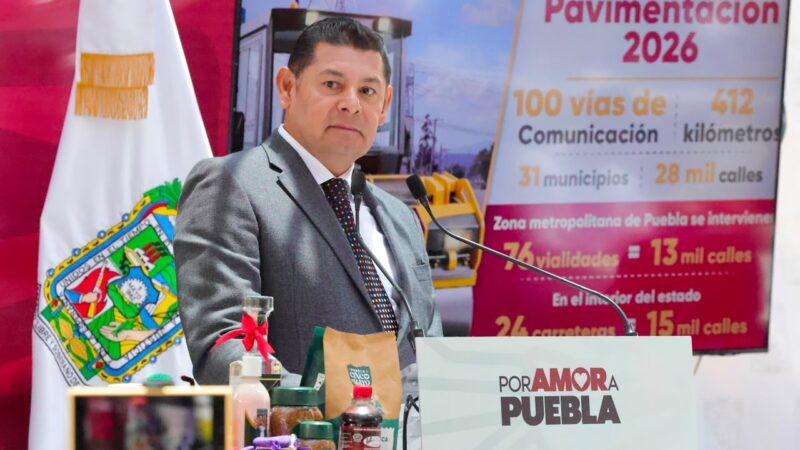 Reprocha Alejandro Armenta que Ayuntamiento de Puebla, tardó 9 meses para liberar permisos de Cablebús