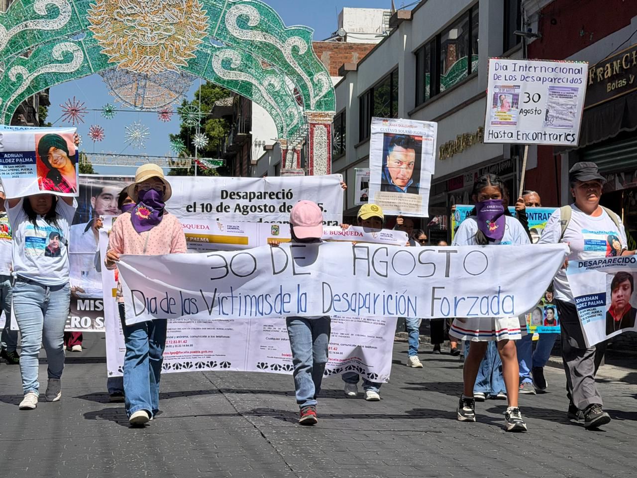 Marcha en Puebla por Día Internacional de las Víctimas de Desapariciones Forzadas