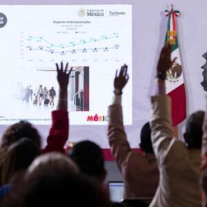 Presidenta Claudia Sheinbaum destaca récord histórico en turismo