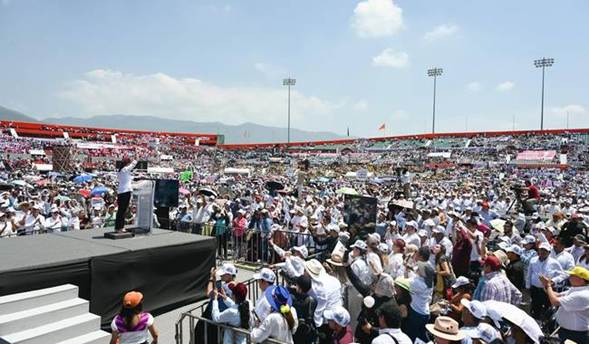 Nosotros somos gobiernos del pueblo: Presidenta Claudia Sheinbaum ante cerca de 70 mil chiapanecos