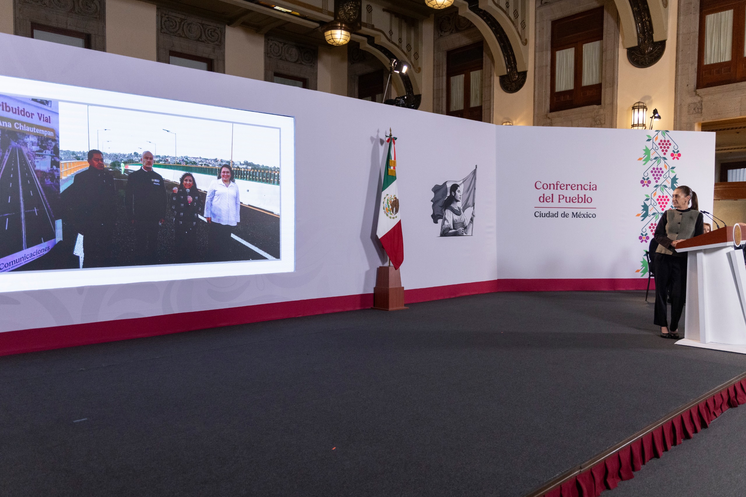 Presidenta Claudia Sheinbaum inaugura el distribuidor vial Santa Ana Chiautempan en Tlaxcala que beneficiará a más de 73 mil habitantes
