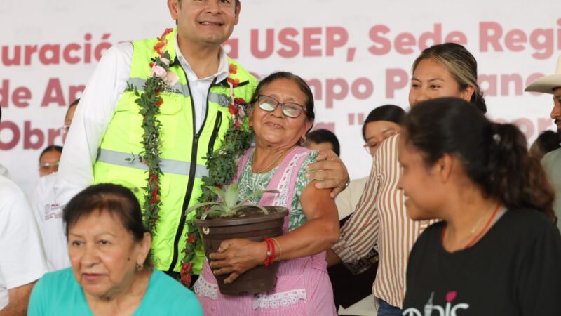 Obra comunitaria y apoyos al campo llevan bienestar a las familias de la mixteca poblana