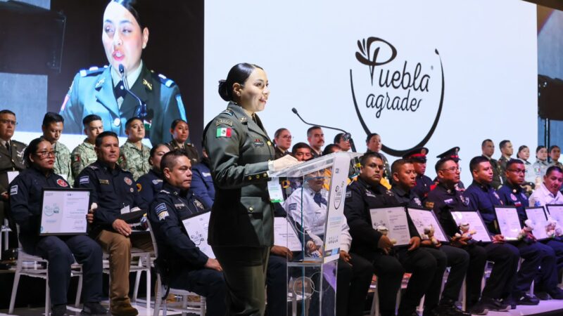 Puebla Agradece» reconoce valor y entrega de quienes protegen a familias: Armenta Mier