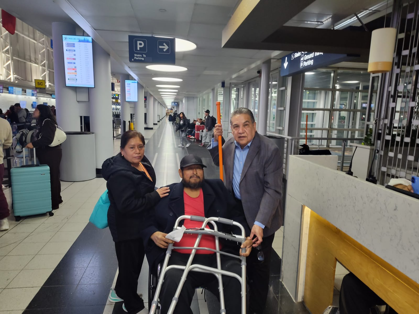 Gobierno de Puebla facilita traslado humanitario de migrante desde Chicago